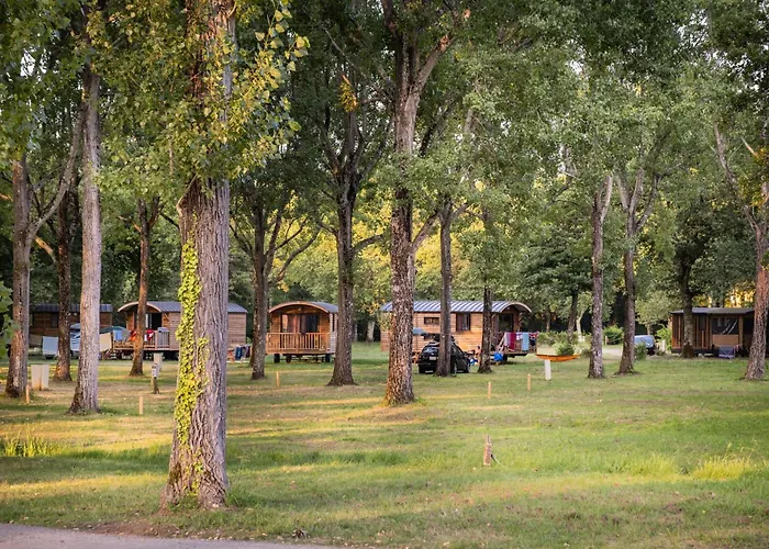 Huttopia D'aureilhan - Mimizan 营地 *