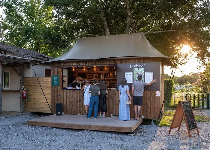 Huttopia D'aureilhan - Mimizan 营地 *