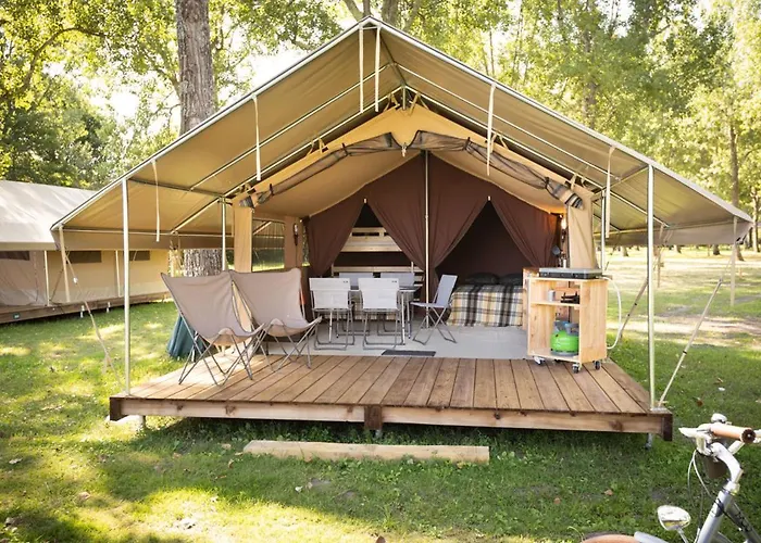 Kemp Huttopia D'aureilhan - Mimizan *